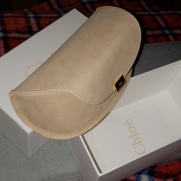 chloe glasses case